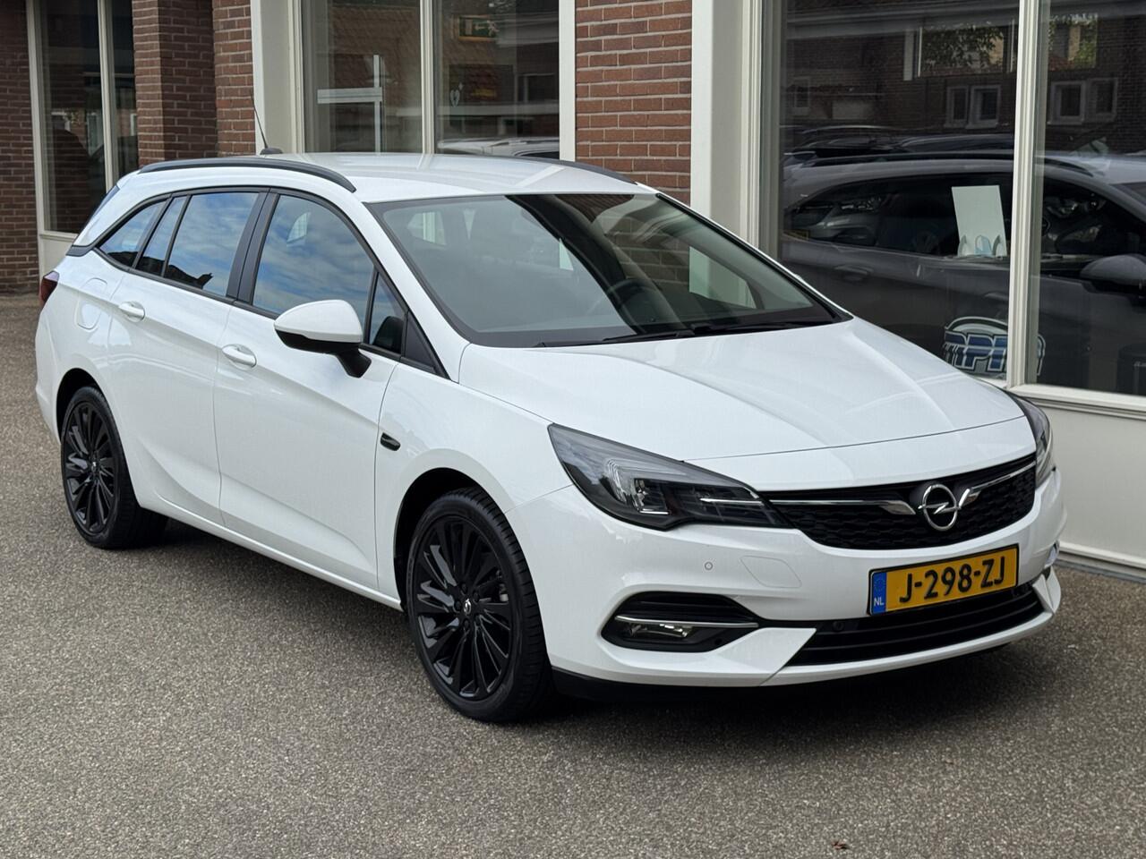 Opel ASTRA Sports Tourer 1.2 Edition 110 Pk, Airco, Navigatie,