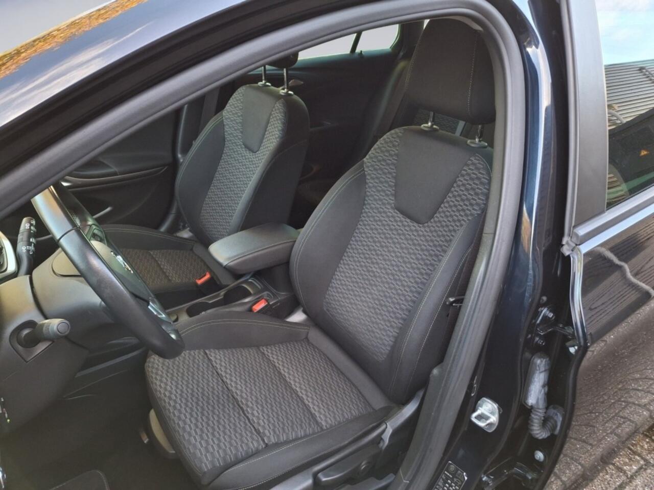 Opel ASTRA 1.4 Turbo 120 Jaar Edition Automaat.