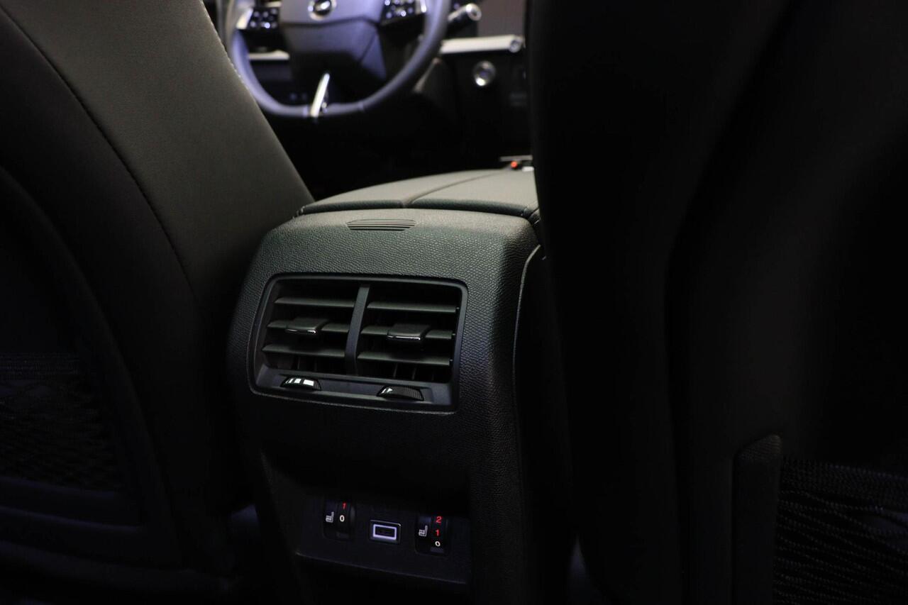 Opel ASTRA 1.6 Hybrid ULTIMATE | PANORAMADAK | AGR | HEAD UP | 360 CAMERA | 18" | MULTIMEDIA NAVIGATIE / STOELEN- PACK |