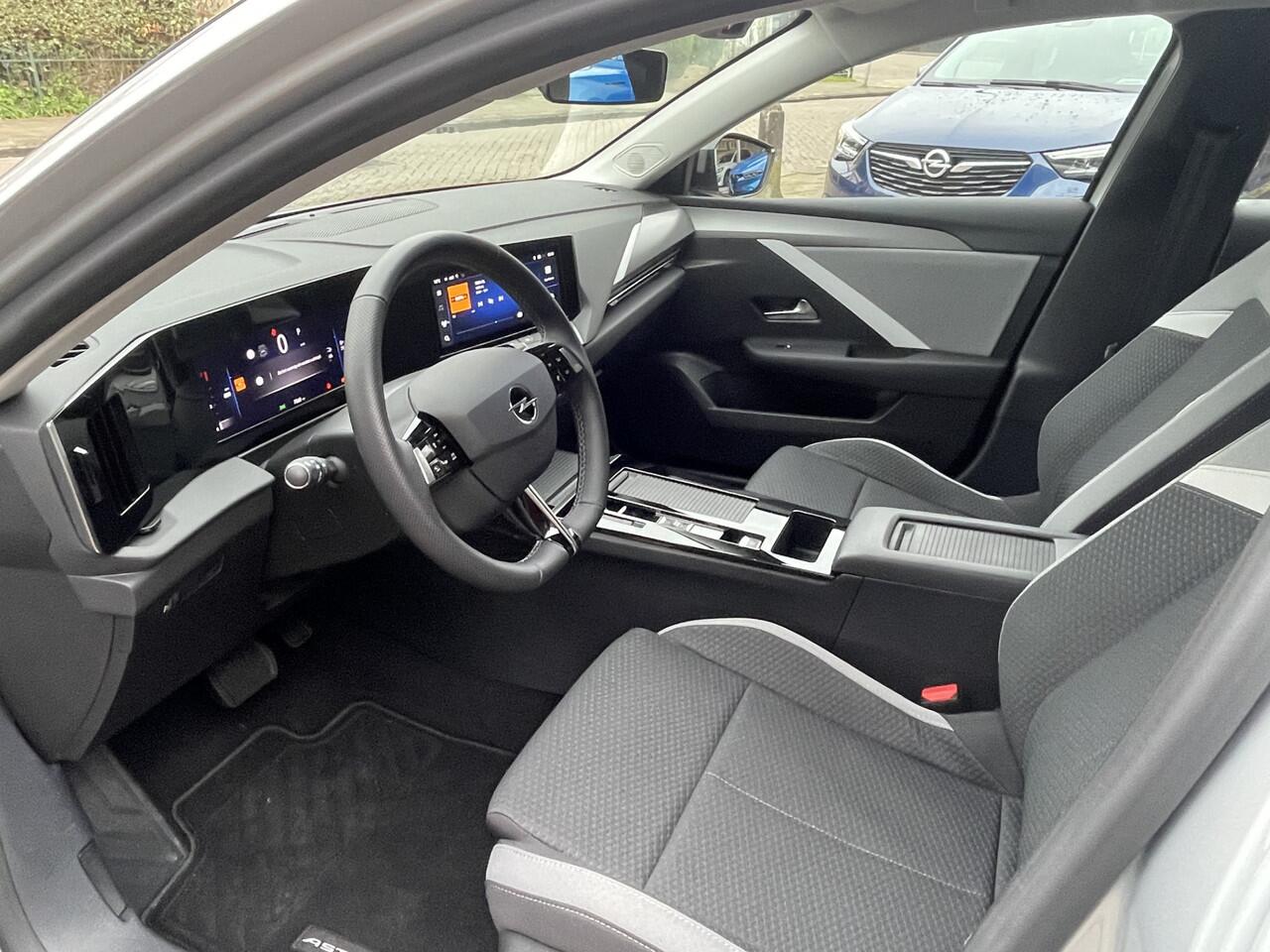 Opel ASTRA Sports Tourer 1.2 Business Edition ECC/Parkeerhulp V+A/Apple Carplay/Android Auto.