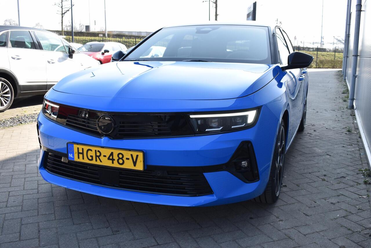 Opel ASTRA Sports Tourer 1.6 Turbo Plug In Hybrid GS LED Matrix / NAVI / Camera v en achter