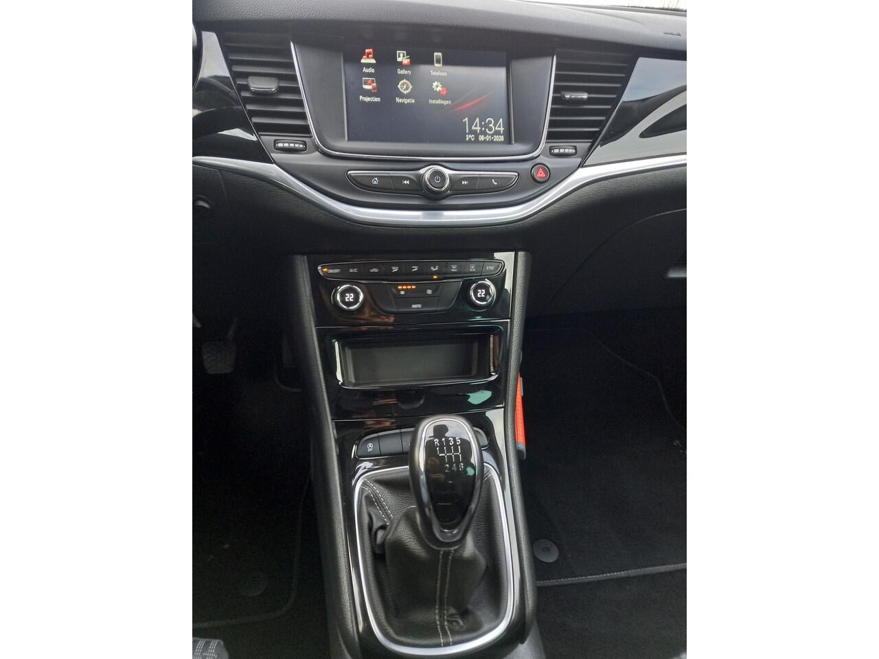 Opel ASTRA Sports Tourer 1.2 Design & Tech