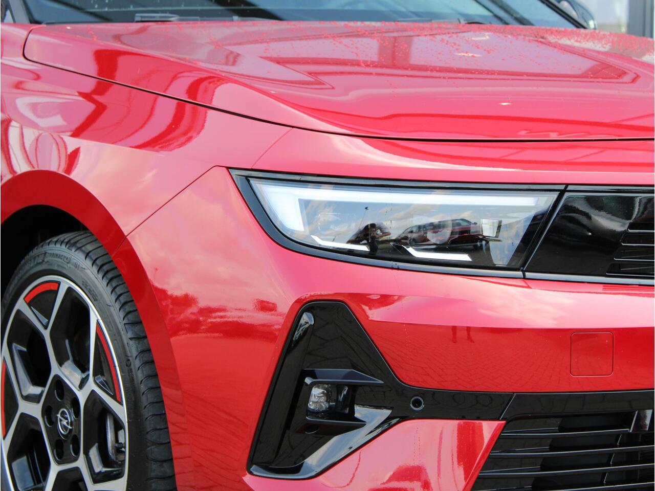 Opel ASTRA 1.6 Hybrid First Edition | Navi / Panoramadak / Camera