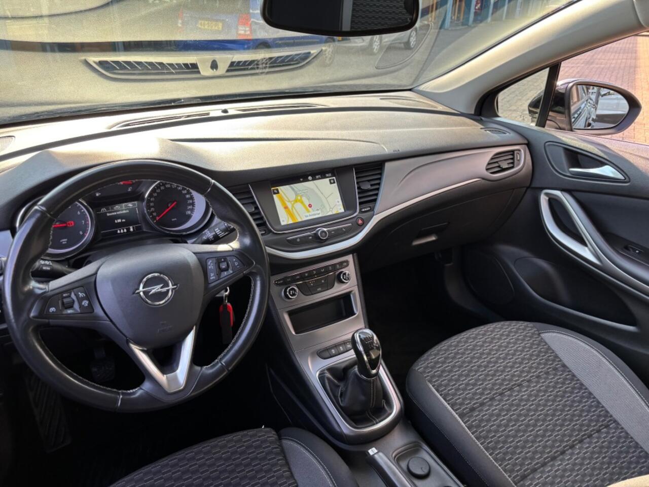 Opel ASTRA 1.2 EDITION 110 PK NAVI AIRCO/ECC CRUISE CONTROL