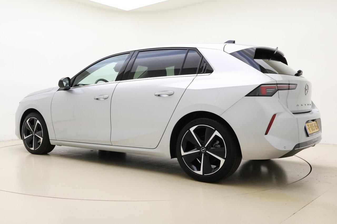 Opel ASTRA 1.2 Elegance 130 PK Automaat | Navigatie | Climate control | Keyless | Lichtmetalen velgen | Camera | Getint glas | Cruise control | Parkeersensoren | Demo |