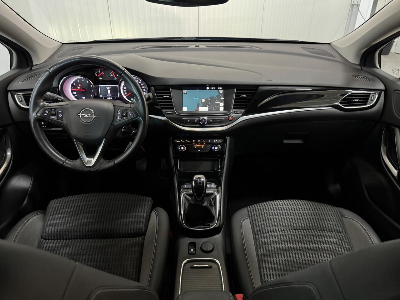 Opel ASTRA Sports Tourer 1.2 Design & Tech CAMERA CLIMA CARPLAY 17''