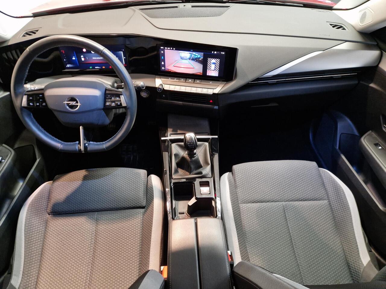 Opel ASTRA 1.2 Level 3 Stoelverwarming| Stuurwielverwarming | Achteruitrijcamera | Apple Carplay/Android Auto