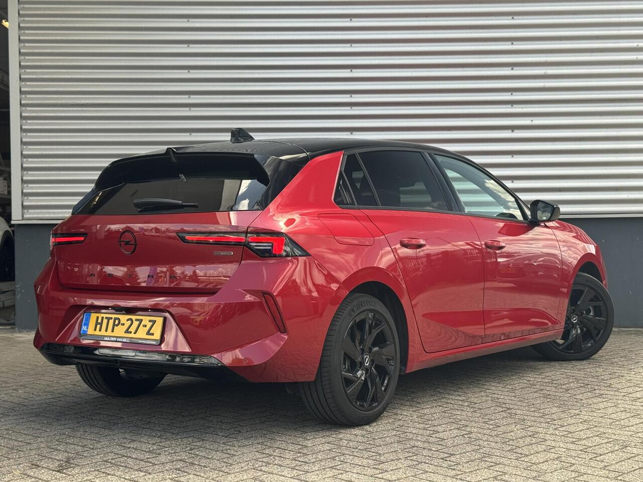 Opel ASTRA GS 1.6 HYbrid PHEV 180pk e-EAT8 | BLACK PACK | AGR-STOEL | 360° CAMERA | APPLE CARPLAY / ANDROID AUTO | WINTER PACK | ISOFIX |