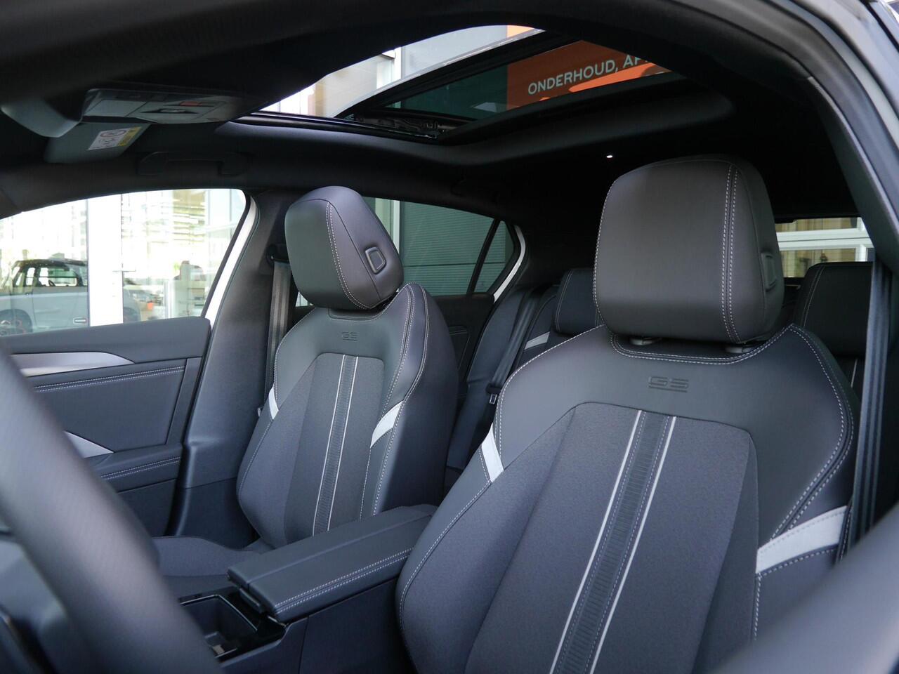 Opel ASTRA 1.2 Turbo GS | Nieuwe auto | Stoel en stuurverwarming | Panoramadak | Afneembare trekhaak | 18 inch | Navigatie | Adaptive cruise control | head up display | Led verlichting