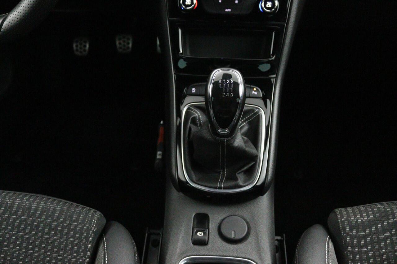 Opel ASTRA Sports Tourer 1.2 Elegance*ECC*CRUISE*NAVI*HAAK*CAMERA*CARPLAY*