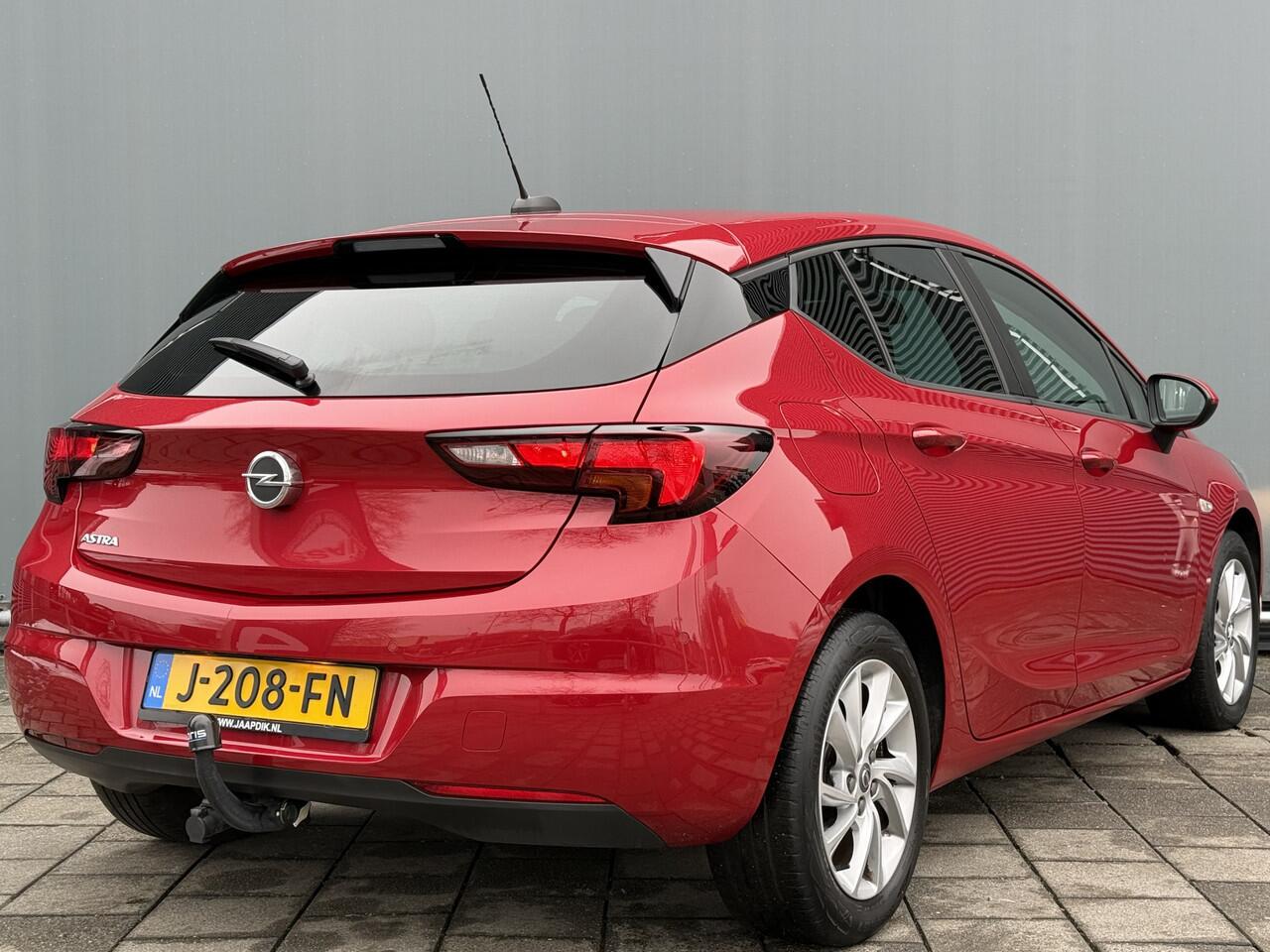 Opel ASTRA BWJ 2020 | 1.2T 131PK Edition | TREKHAAK | AGR | CLIMA | PDC 2X | CARPLAY | NAVI | LMV | PRIVACY GLASS