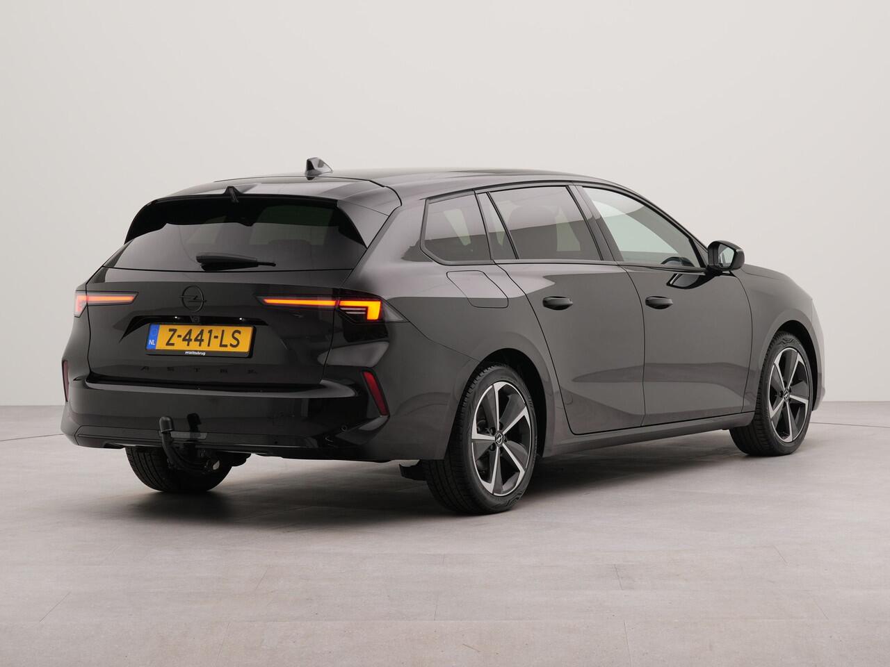 Opel ASTRA Sports Tourer 1.2 Turbo GS | Carplay/Andriod auto | Trekhaak | Navigatie | Camera |