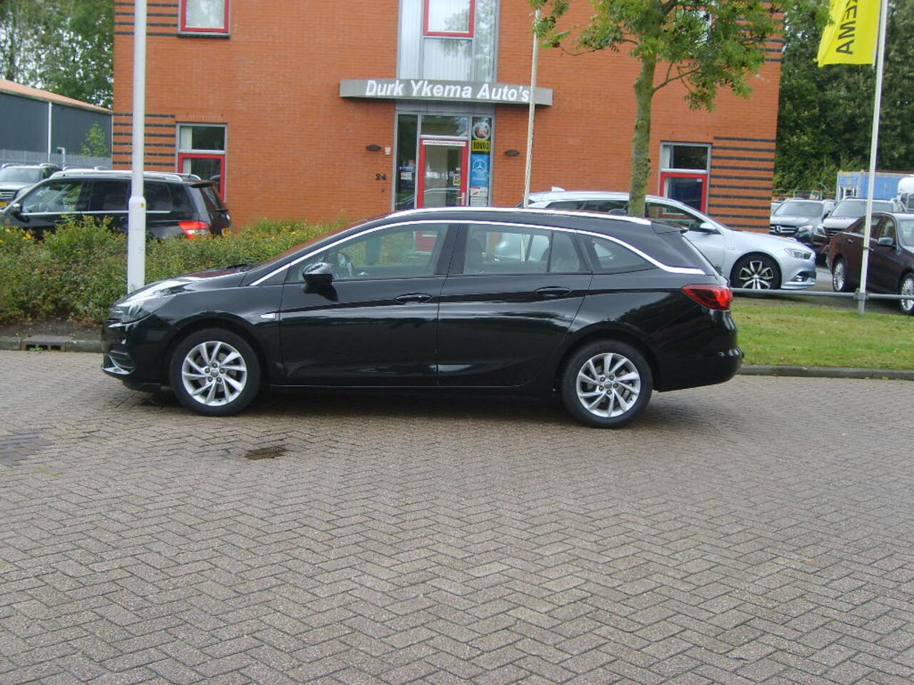 Opel ASTRA Sports Tourer 1.4 Business Elegance Automaat