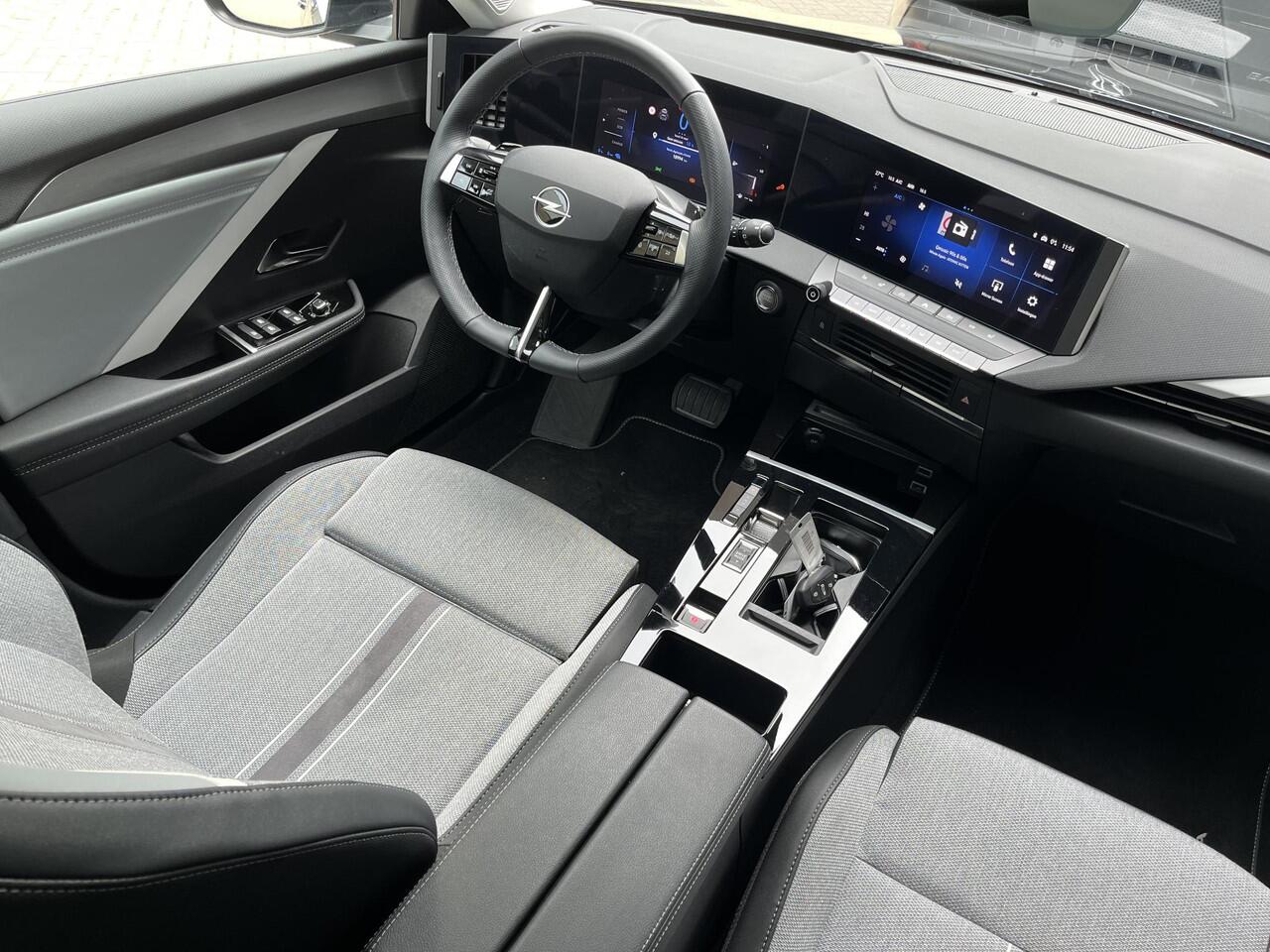 Opel ASTRA ST Elegance 1.6 HYbrid PHEV 180pk e-EAT8 | BLACK PACK | NAVI PRO | AGR-STOEL | WINTER PACK | FULL LED | ADAPTIVE CRUISE | KEYLESS START | ISOFIX |