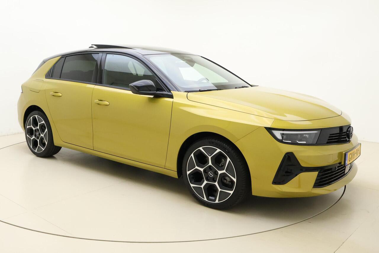 Opel ASTRA 1.2 Turbo 145pk Hybrid Automaat Ultimate | Schuif/kantel dak | Adaptive Cruise Control | Verwarmde voorruit | Stoel- en stuurverwarming | 360° Camera | VOL OPTIES
