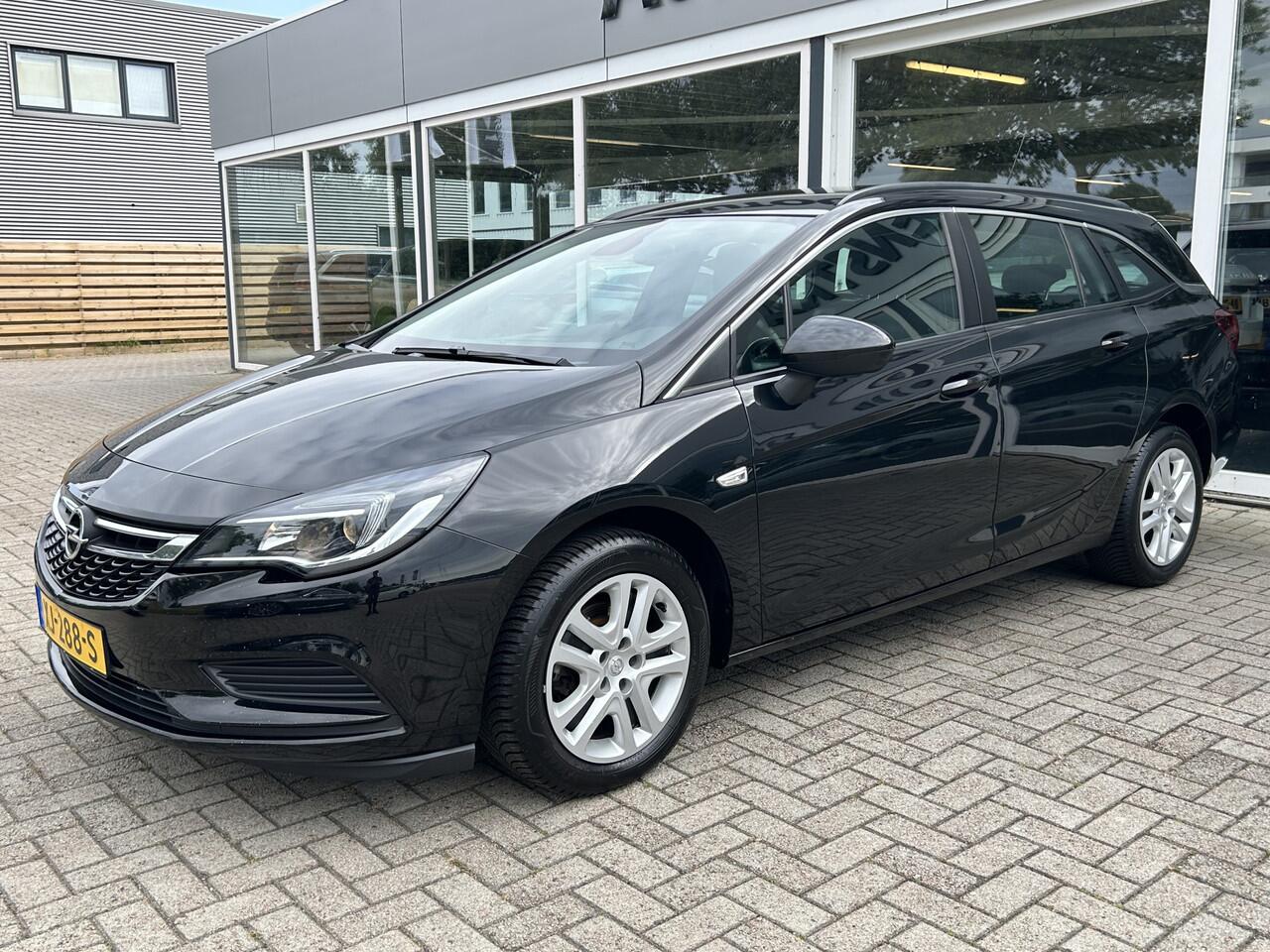 Opel ASTRA Sports Tourer 1.0 Turbo Business+ 50% deal 4.475,- ACTIE LMV / Clima / Cruise / Navi / PDC