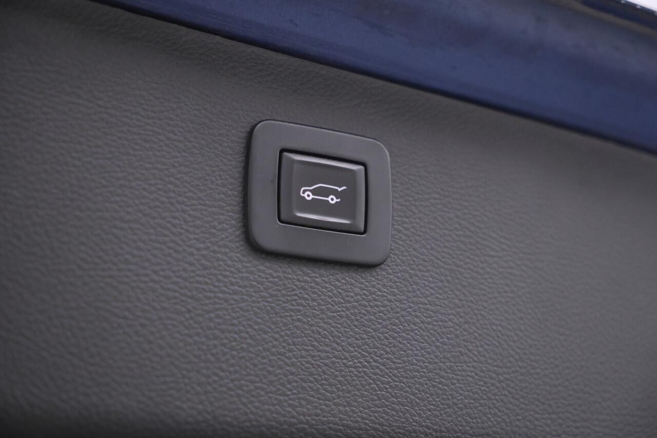 Opel ASTRA Sports Tourer 1.5 CDTI Elegance Navigatie, schuifdak, Halfleder, Trekhaak, Climate,