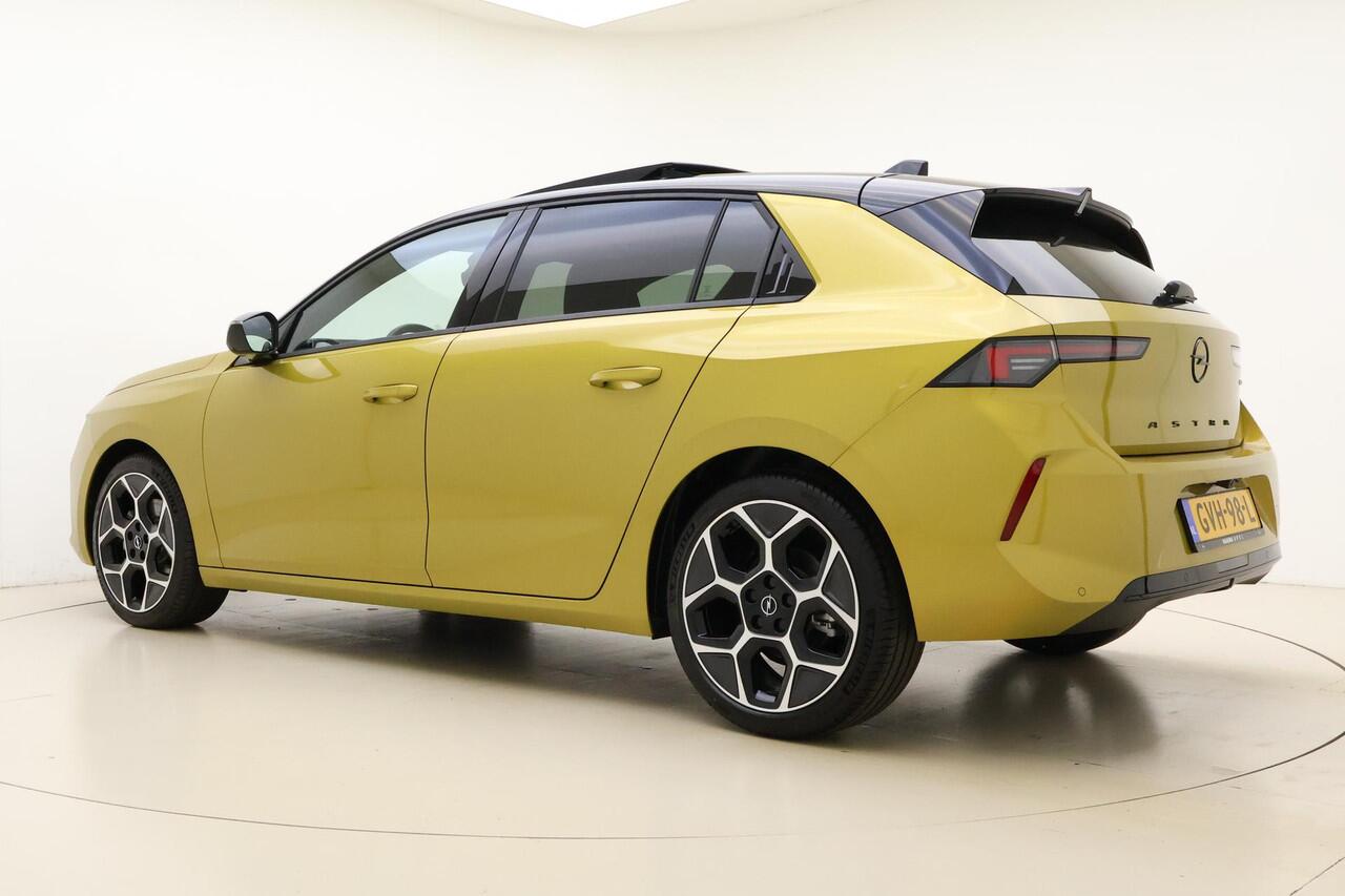 Opel ASTRA 1.2 Turbo 145pk Hybrid Automaat Ultimate | Schuif/kantel dak | Adaptive Cruise Control | Verwarmde voorruit | Stoel- en stuurverwarming | 360° Camera | VOL OPTIES