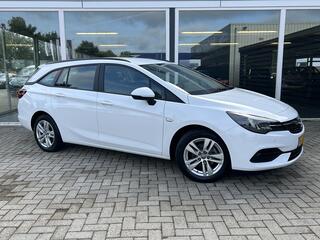 opel-astra-sports-tourer-1.2-editio