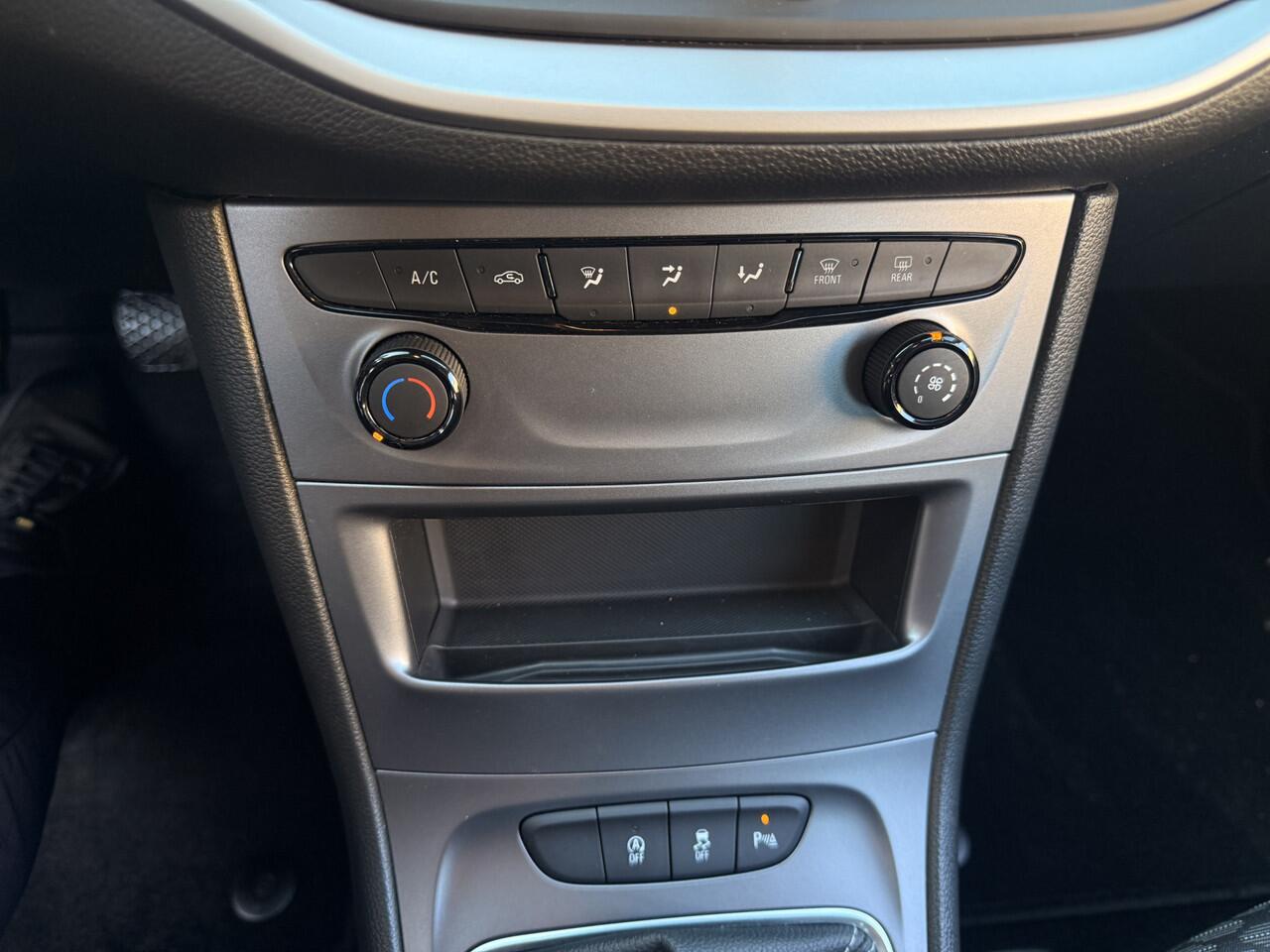 Opel ASTRA Sports Tourer 1.2 Business Edition