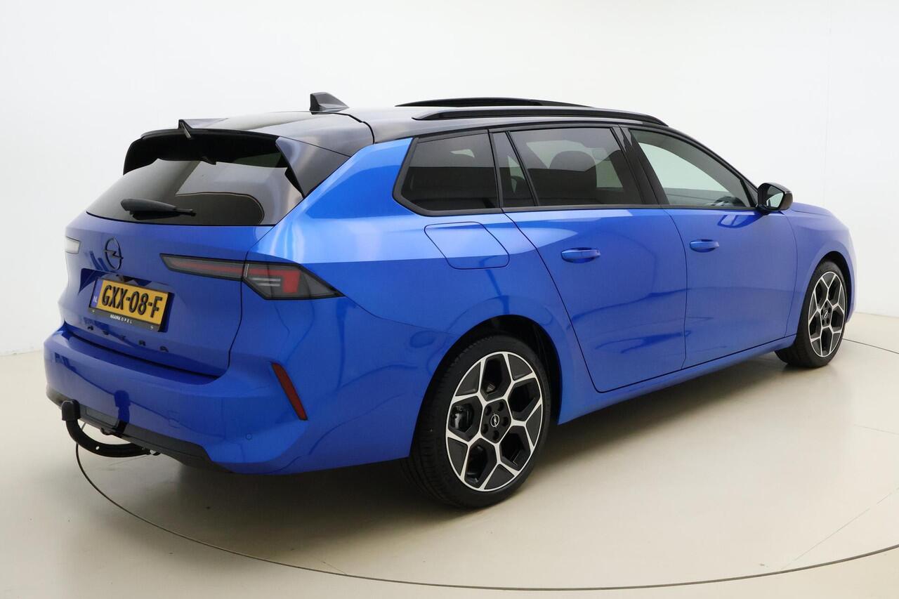 Opel ASTRA Sports Tourer 1.2 Turbo 130pk Automaat Ultimate | Alcantara | Adapt. Cruise control | Head up display | Navigatie | Panoramadak | Elektrische achterklep | Trekhaak