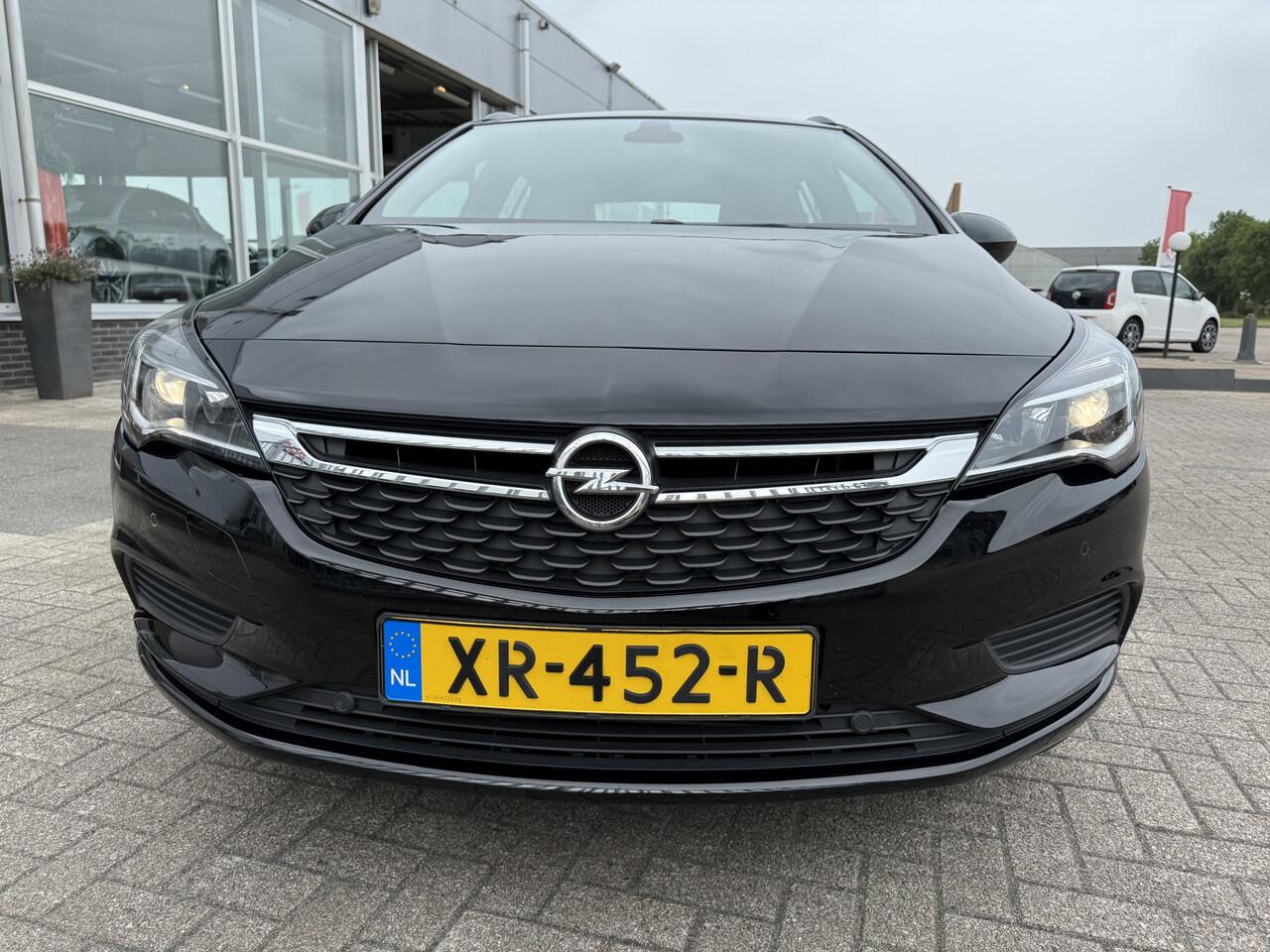 Opel ASTRA Sports Tourer 1.0 Turbo Online Edition Navigatie, Camera, Trekhaak, LED, etc..