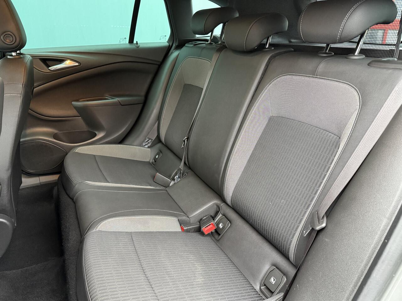 Opel ASTRA Sports Tourer BWJ 2021 1.2 131 PK Business Elegance FULL LED | HALF LEDER | CAMERA | STOELVERW. | STUURVERW. | CARPLAY + ANDROID | NAVI | CLIMA | CRUISE | DAB | LMV | PDC