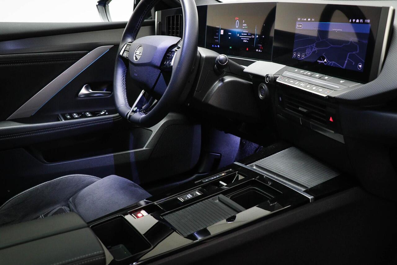 Opel ASTRA Sports Tourer 1.6 Hybrid Ultimate | ULTIMATE PACK | PANORAMADAK | STUURVERWARMING | 360 CAMERA | 18"