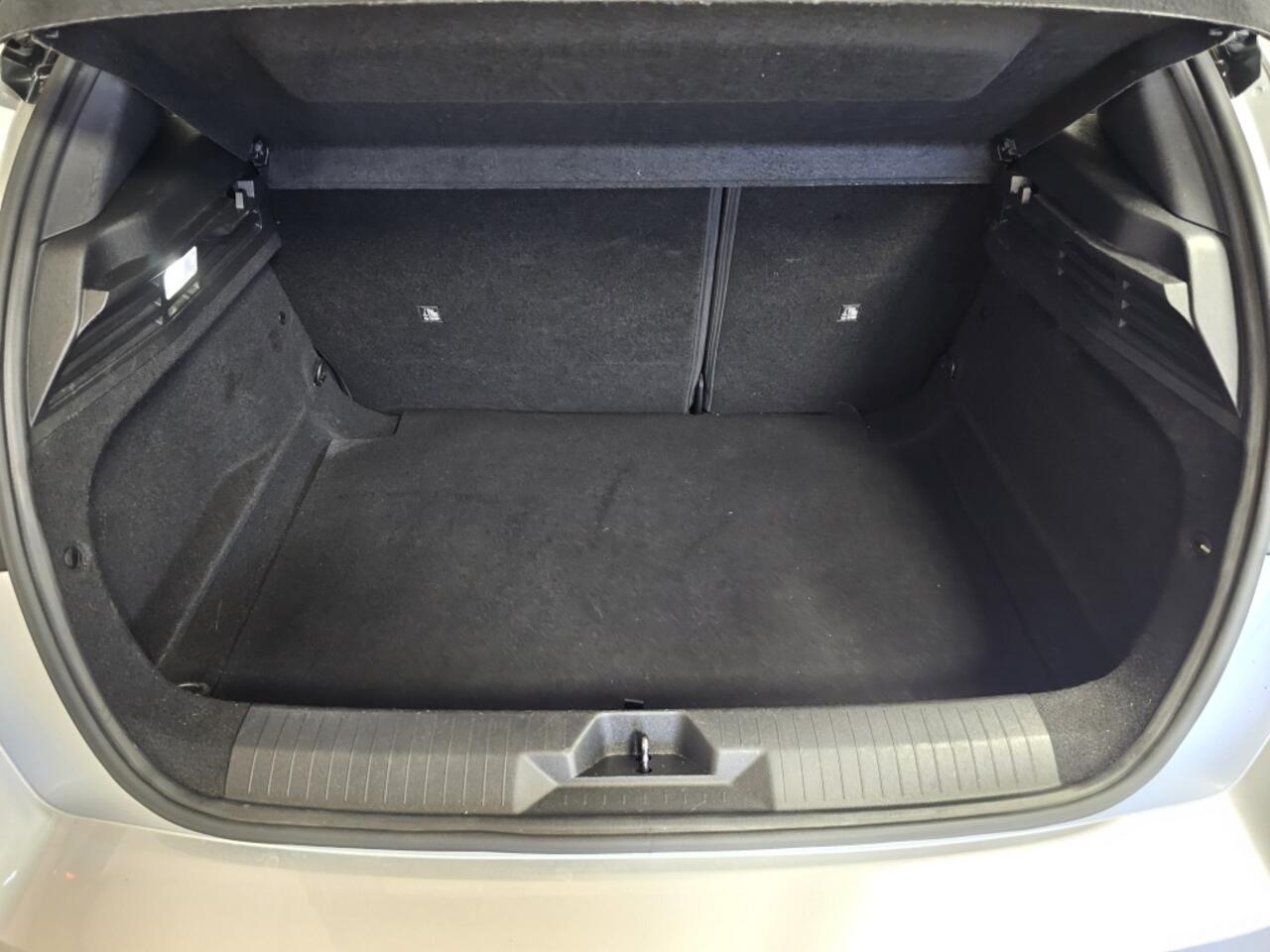 Opel ASTRA 1.2 Turbo (110Pk) Edition Navi Géén Afleverkosten