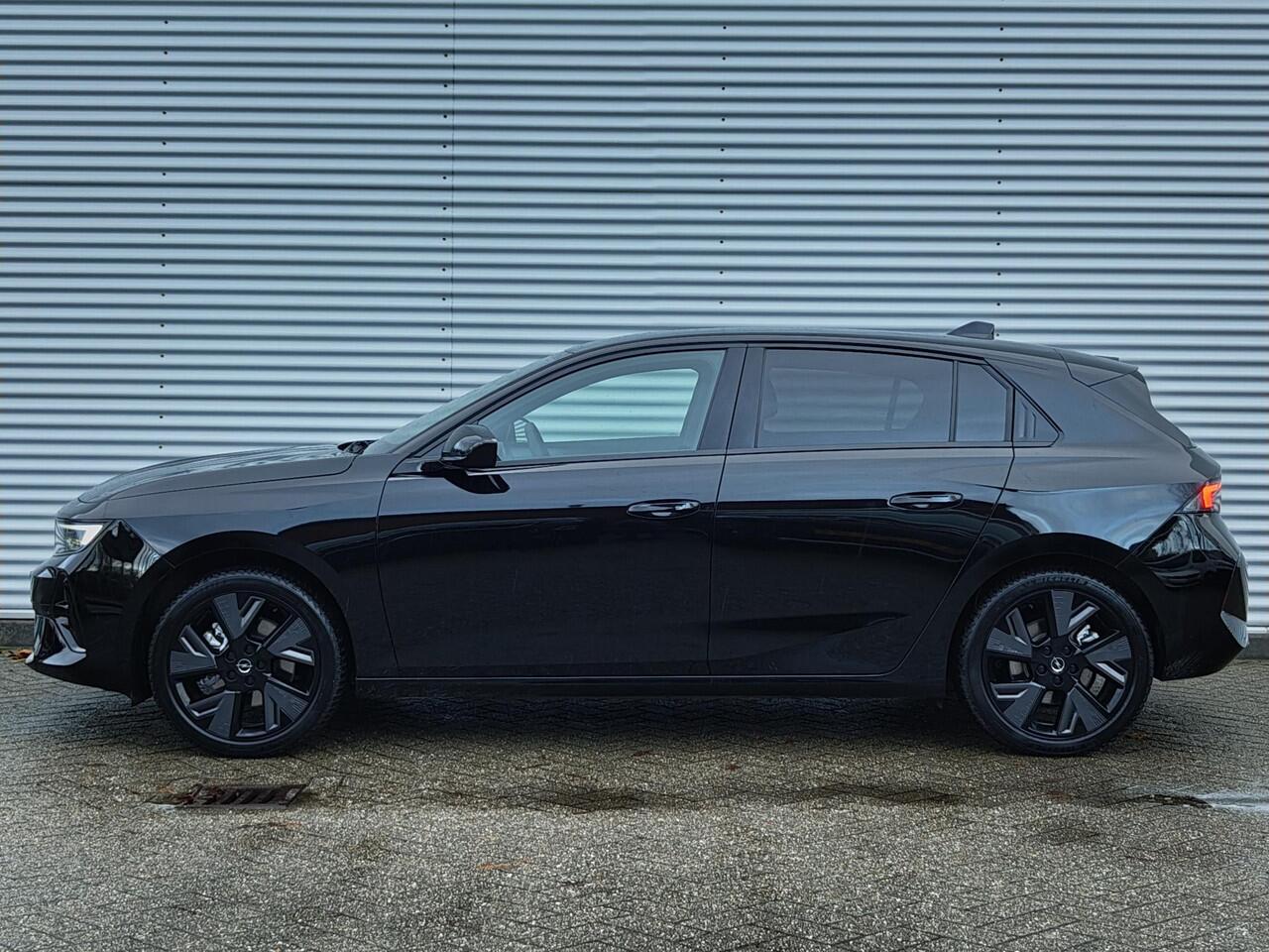 Opel ASTRA Electric GS 54kWh 156pk | LED PIXEL | ALCANTARA/LEDER | AGR-COMFORTSTOEL | TREKHAAK | ISOFIX | 360° CAMERA | ZWARTE HEMELBEKLEDING |