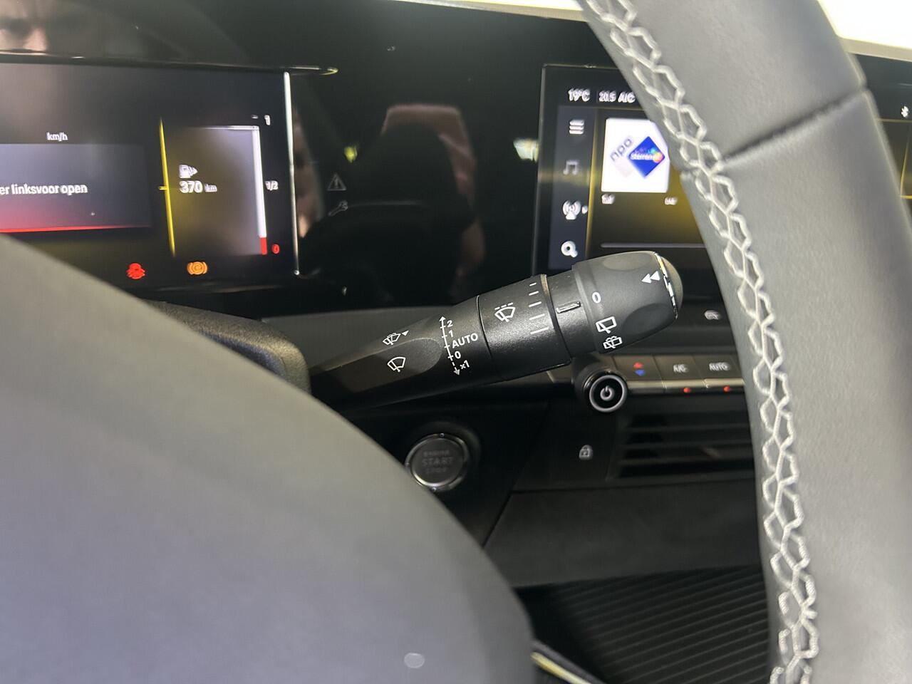 Opel ASTRA Sports Tourer 1.2 Turbo Edition / Stoelverwarming / Stuurverwarming / Apple Carplay