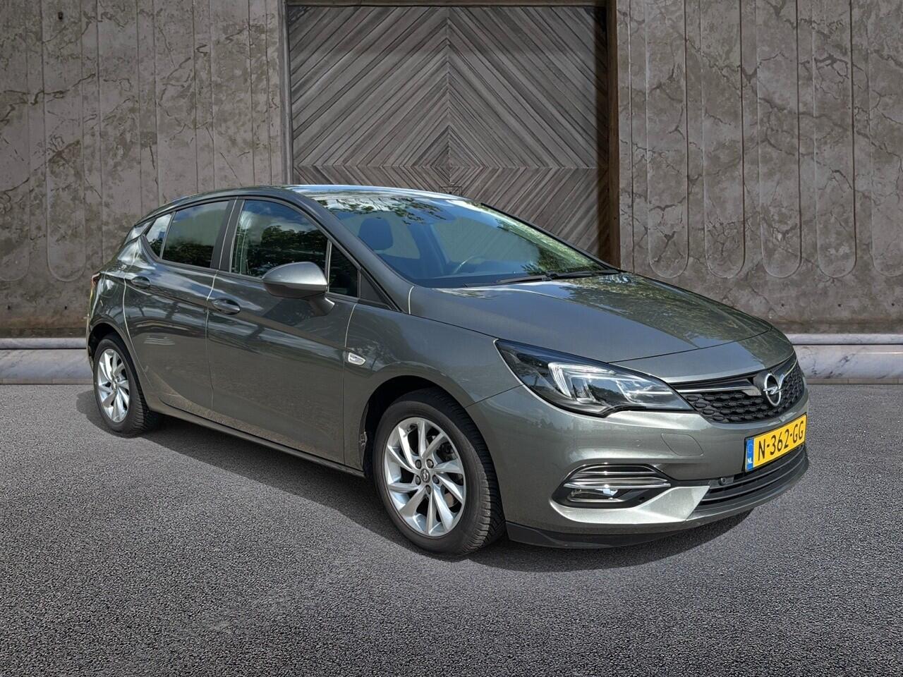 Opel ASTRA 1.2 Edition, led, navi, carplay 5 drs