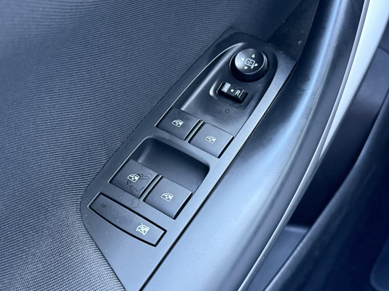 Opel ASTRA Sports Tourer BWJ 2021 1.2 111 PK Edition TREKHAAK | LED | AIRCO | CRUISE | BLUETOOTH | ELEK. PAKKET | ANDROID AUTO | APPLE CARPLAY | ISOFIX | PDC | MULTIFUNCT. STUUR