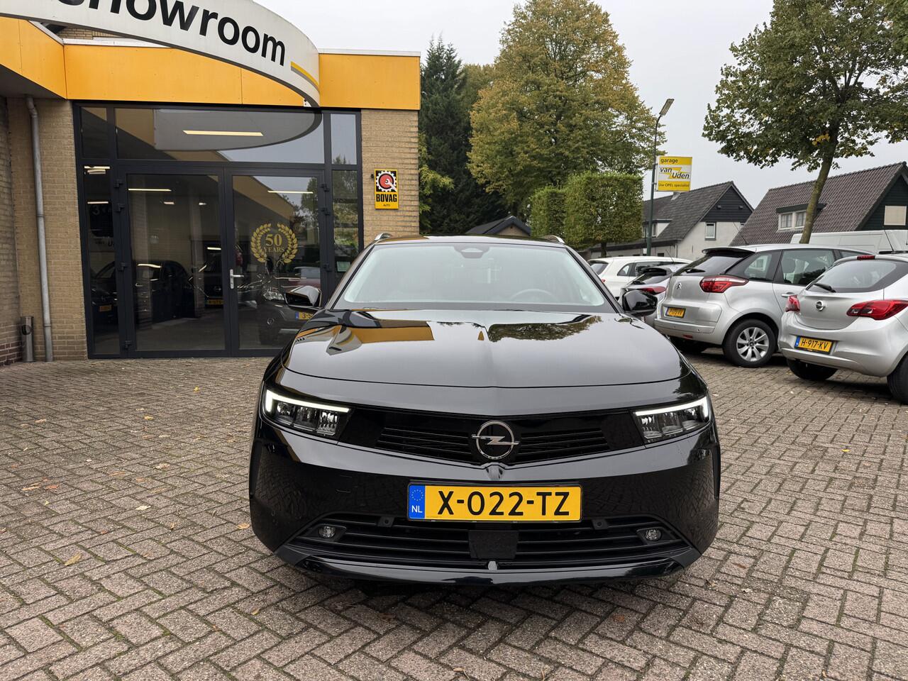 Opel ASTRA Sports Tourer 1.6 Hybrid Business Elegance Carplay Camera Trekhaak