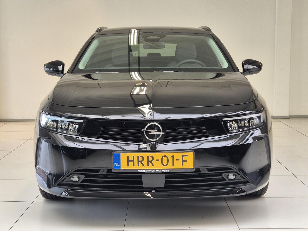 Opel ASTRA Sports Tourer 1.2 Turbo Business Edition