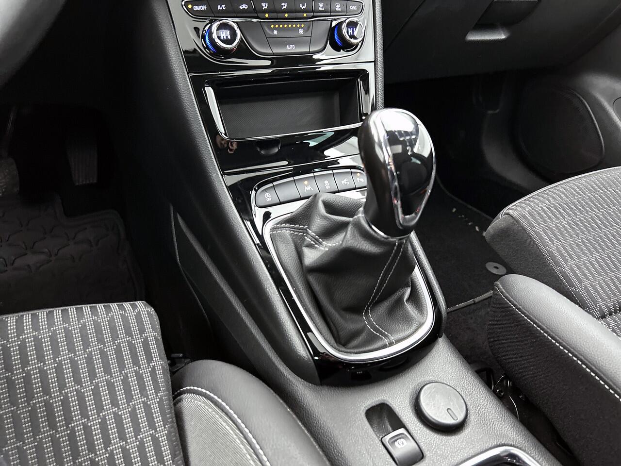 Opel ASTRA Sports Tourer 1.2 Business Elegance Navigatie | Schuifdak | Camera achter | Trekhaak