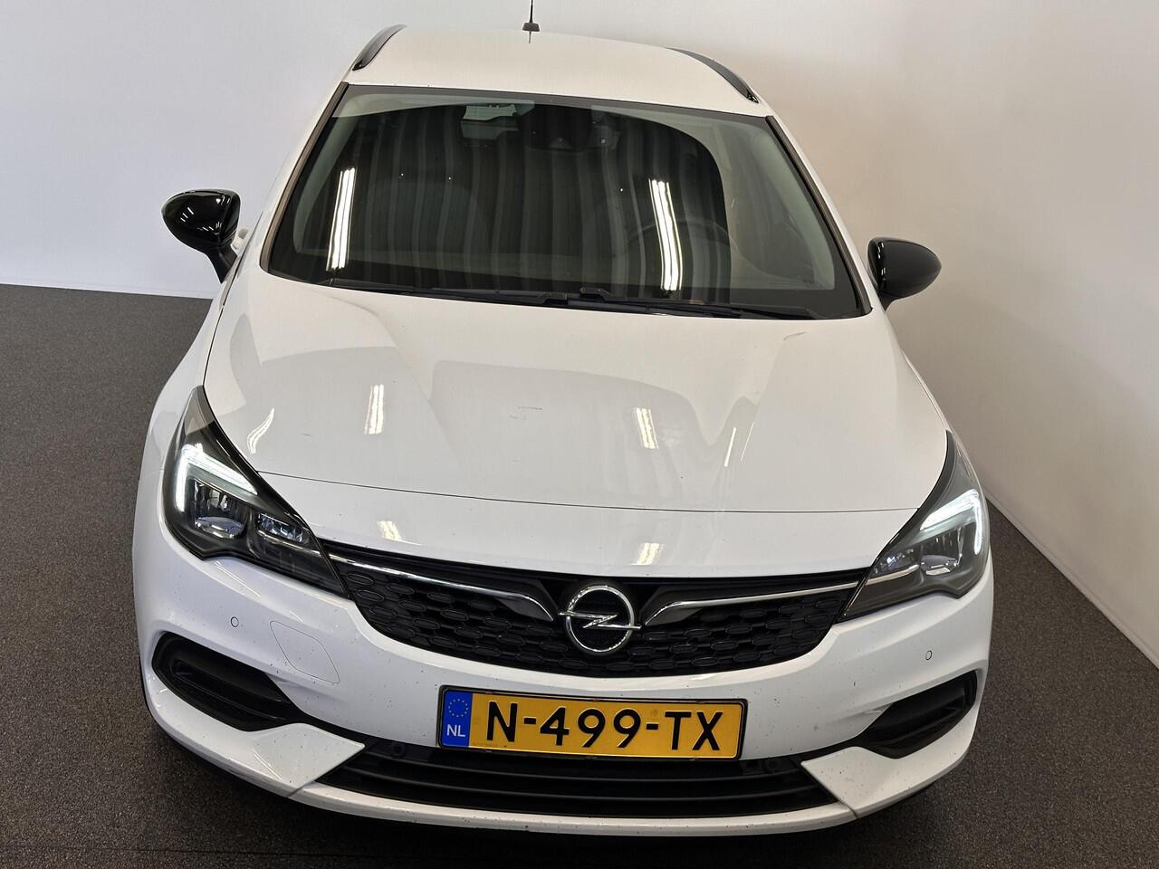 Opel ASTRA Sports Tourer 1.2 Design & Tech | Full LED | Climate Control | Navigatie | Apple Carplay/Android Auto | PDC V+A | Camera | Cruise Control | AGR Comfortstoel | Lane Assist | Privacy Glass | Gloss Black Pack