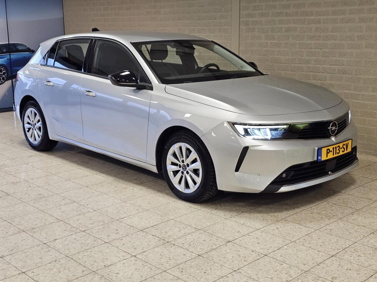 Opel ASTRA 1.2 Turbo (110Pk) Edition Navi Géén Afleverkosten