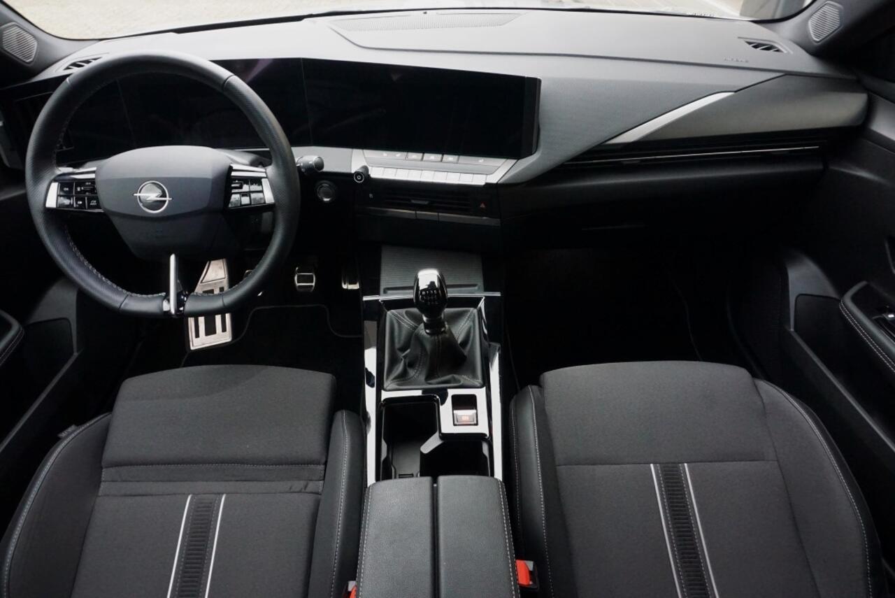 Opel ASTRA Sports Tourer 1.2 Turbo GS