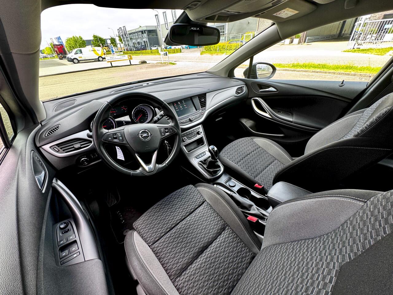 Opel ASTRA Sports Tourer 1.2 Business Edition+ NAVI ECC CRUISE