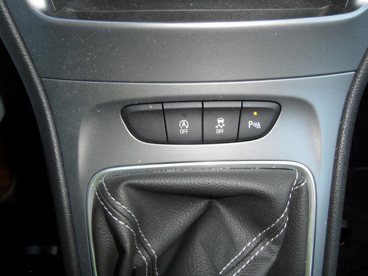 Opel ASTRA Sports Tourer 1.2 Edition