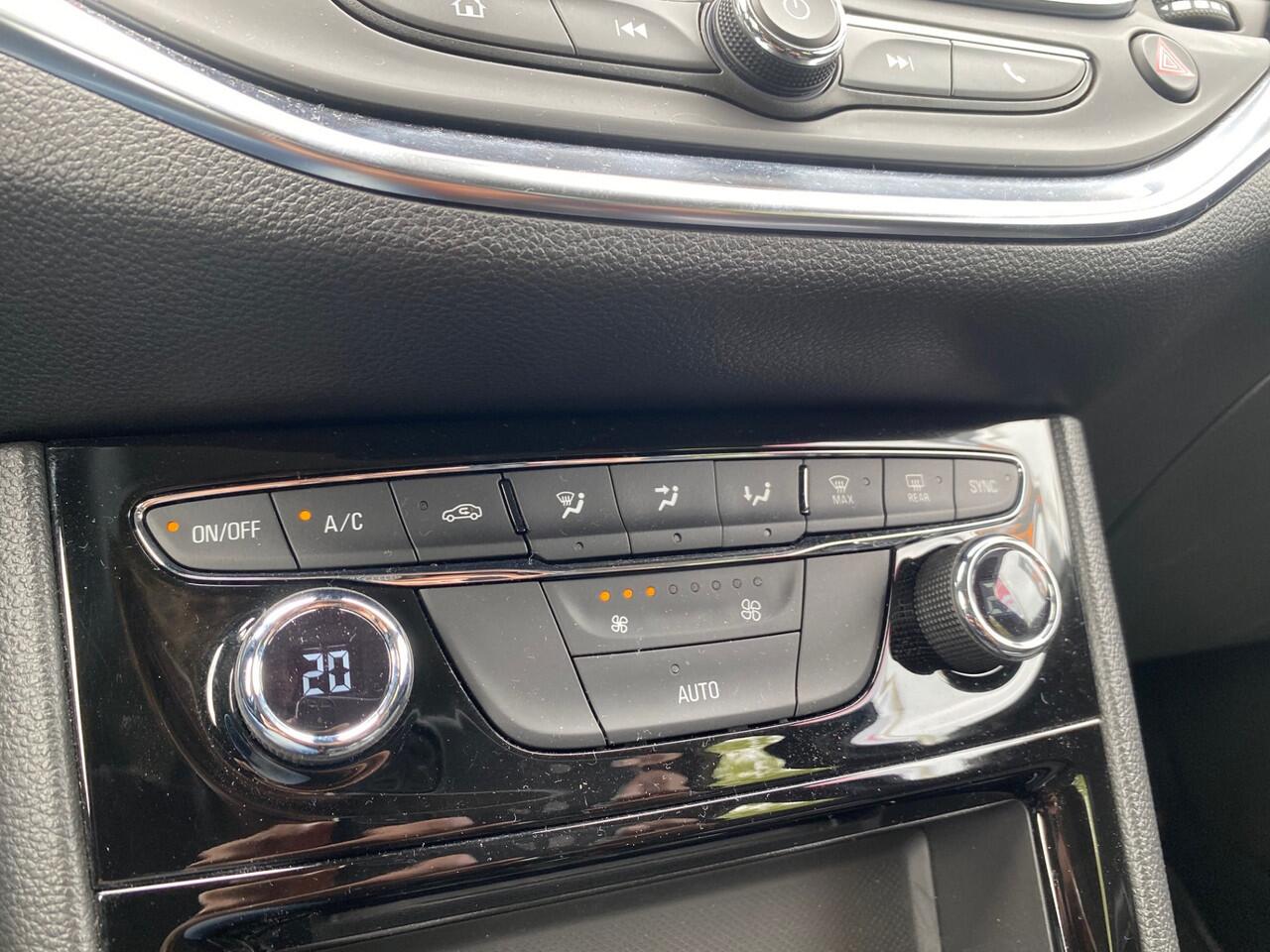 Opel ASTRA Sports Tourer BWJ 2021 | 1.2 111PK Bus Elegance | TREKHAAK | CLIMA | NA +A |