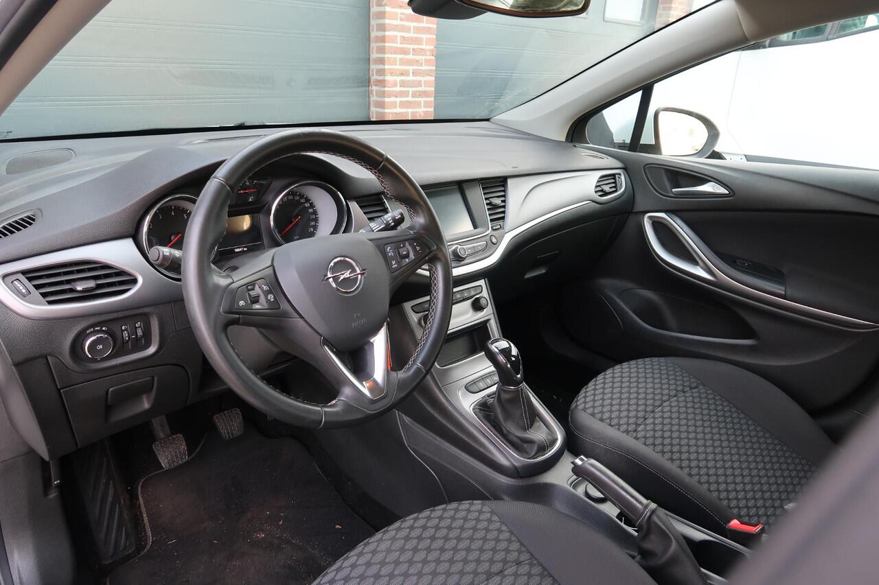 Opel ASTRA Sports Tourer 1.2 Edition NAVI CRUISE 6 VERSNELLINGEN