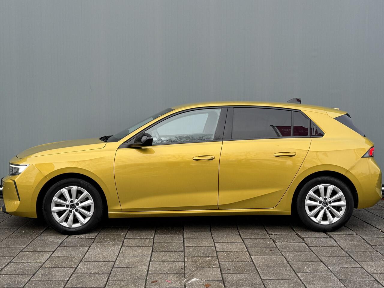 Opel ASTRA BWJ 2022 | 1.2 131PK Business Edition | CLIMA | NAVI | STOELVERW | PRIVACY GLASS | CAMERA A |