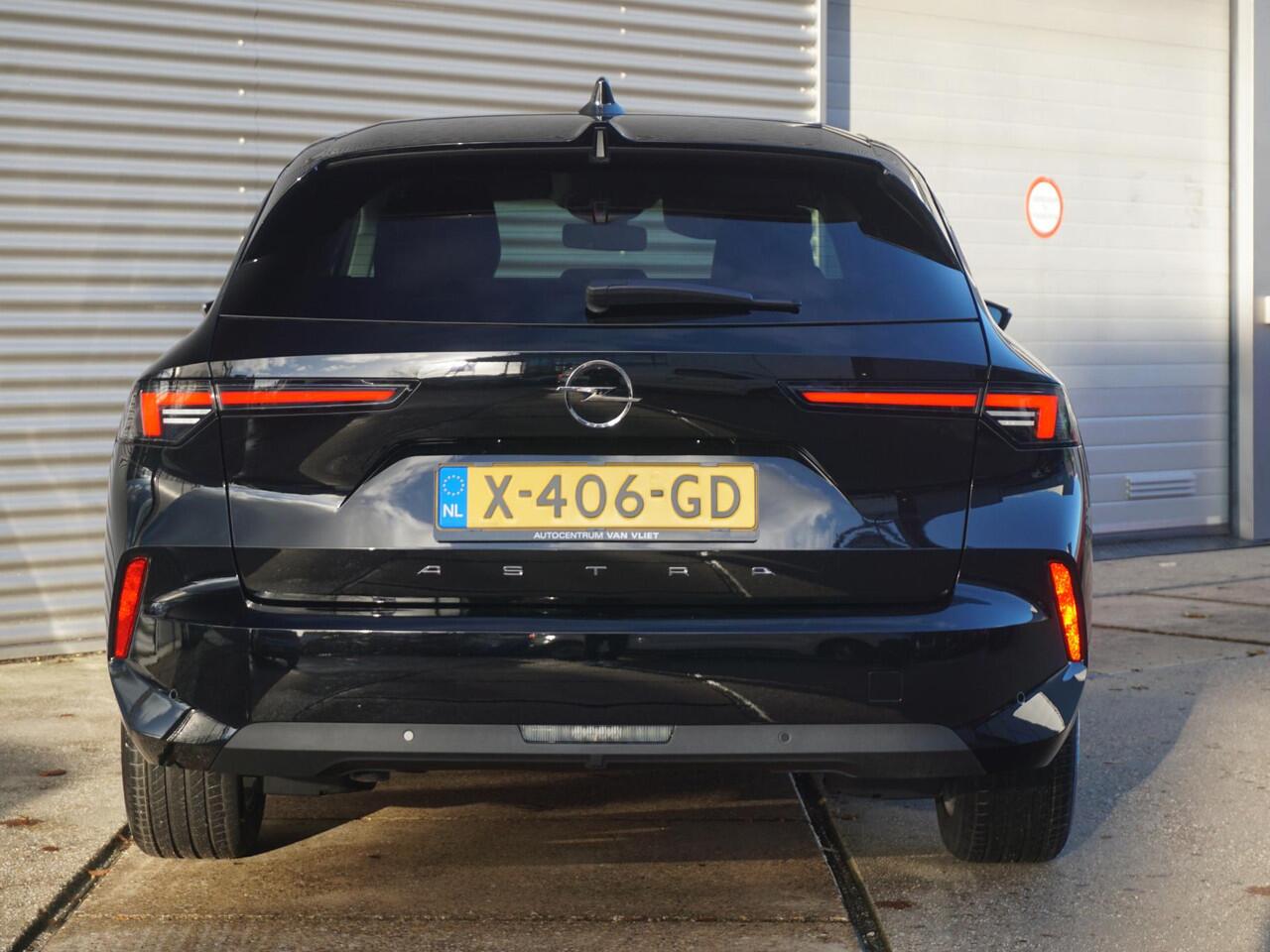 Opel ASTRA Sports Tourer 1.2 Level 2