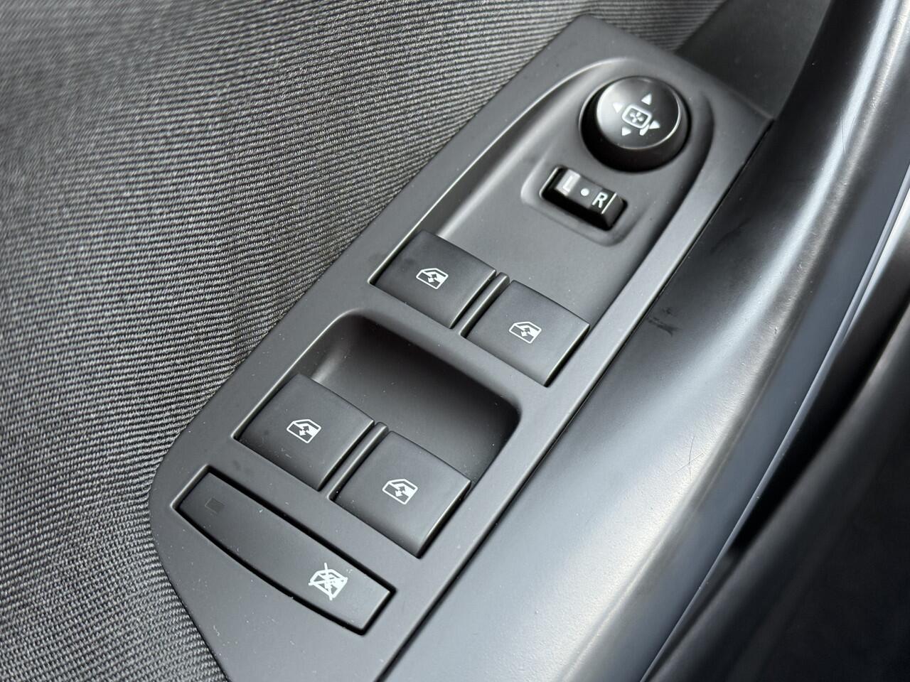 Opel ASTRA Sports Tourer BWJ 2022 1.2 111 PK Business Edition TREKHAAK | CRUISE | CARPLAY + ANDROID | NAVI | AIRCO | LMV | PDC