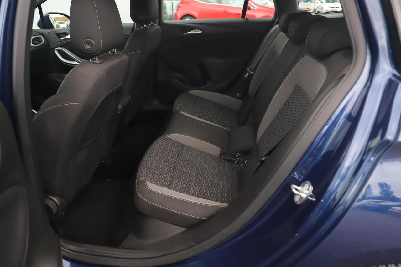 Opel ASTRA Sports Tourer 1.2 Edition 110PK Navigatie Comfortstoelen Carplay Android Bluetooth Parkeersensor LED Airco Cruise