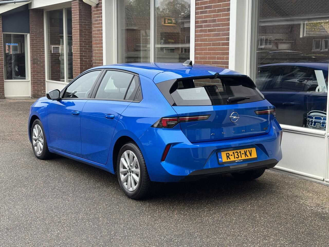 Opel ASTRA 1.2 Edition Nieuw Model, 110 Pk, Airco/ECC, Navigatie,