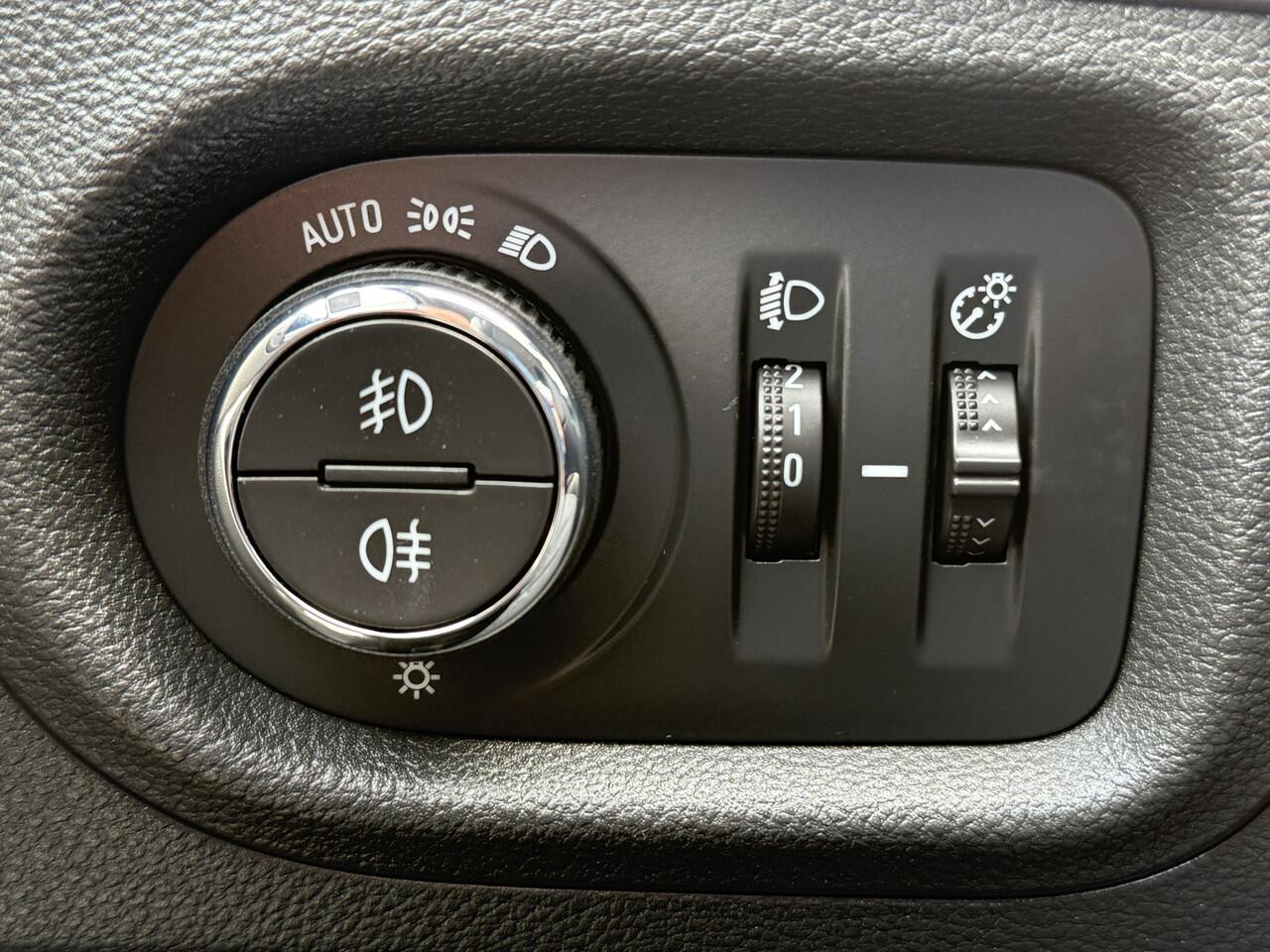 Opel ASTRA Sports Tourer BWJ 2020 1.2 111PK Business Executive CLIMA | CAMERA | NAVI | PDC V+A | ANDROID AUTO | APPLE CARP. | MULTIFUNCT. STUUR