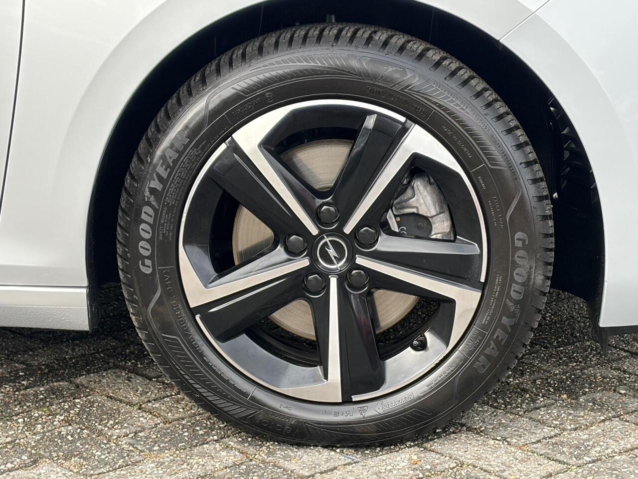 Opel ASTRA Sports Tourer 1.2 Turbo Hybrid GS CAMERA | KLIMA | NAVI | BOVAG!